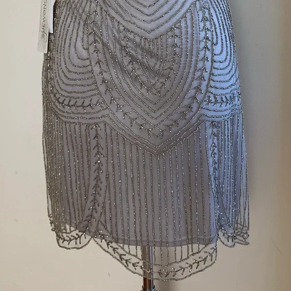 SUE WONG 10 Platinum Silver Grey beaded formal cocktail evening dress